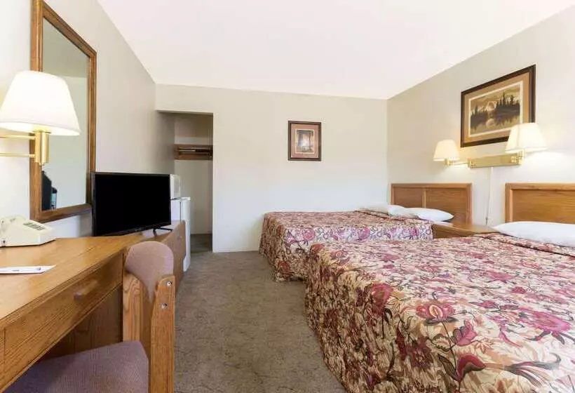 호텔 Knights Inn Baker City