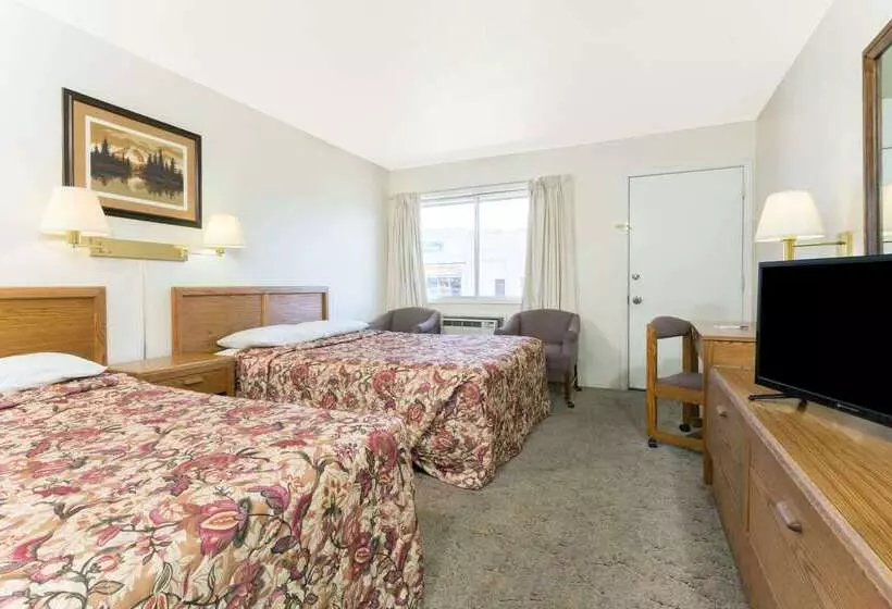 호텔 Knights Inn Baker City