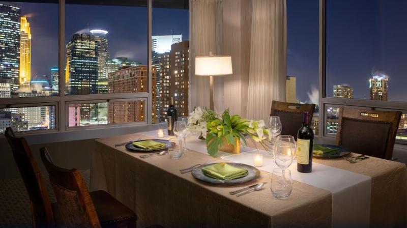 فندق Sheraton Minneapolis Downtown Convention Center