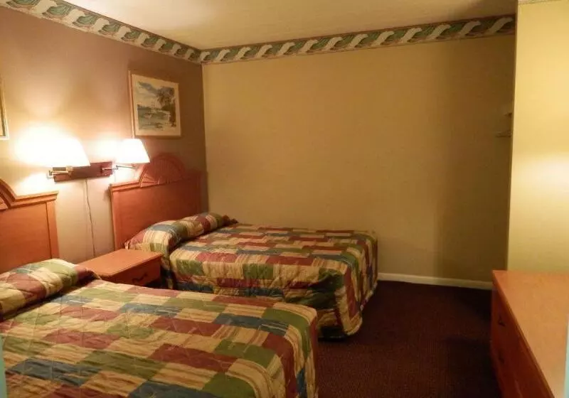 ホテル Red Roof Plus & Suites Virginia Beach   Seaside