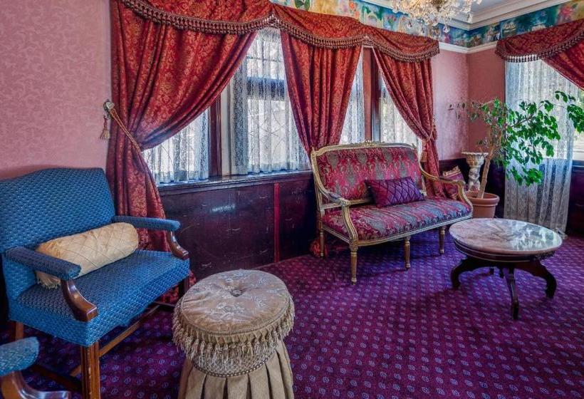 Hotel Rose Garden Inn