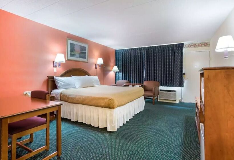 Отель Royal Inn Clearfield