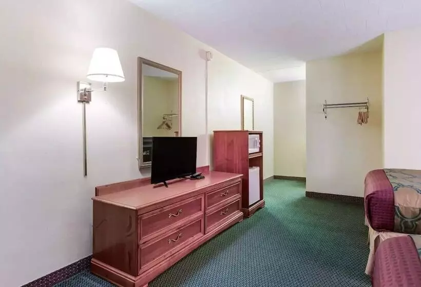 호텔 Royal Inn Clearfield