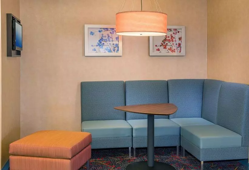 住所  Sonesta Es Suites Charlottesville University