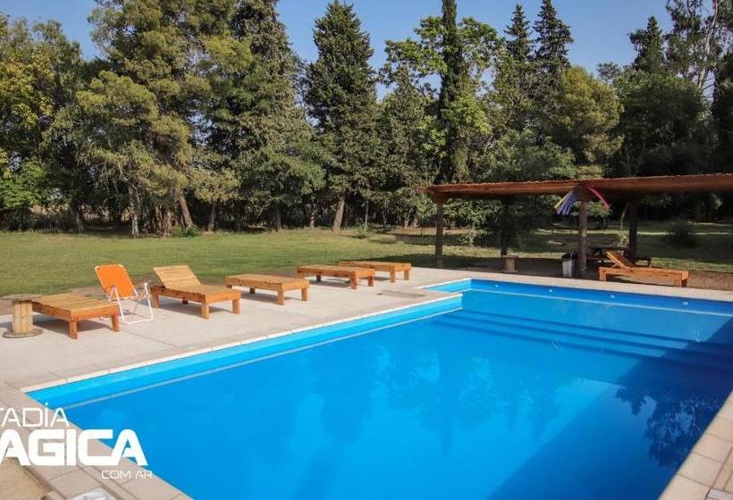 هاستل Posada Los Cipreses