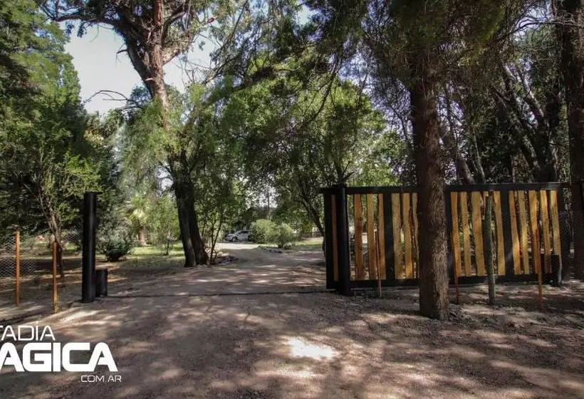 Retkeilymaja Posada Los Cipreses