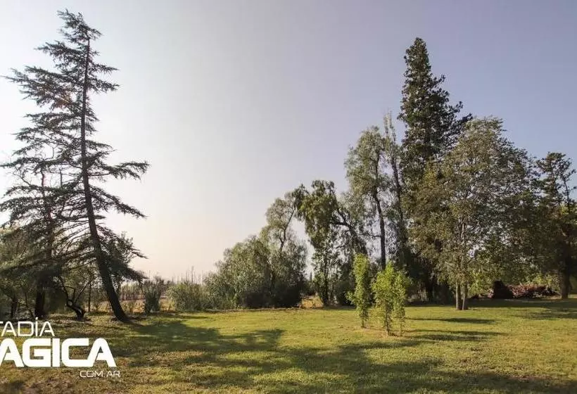 Retkeilymaja Posada Los Cipreses