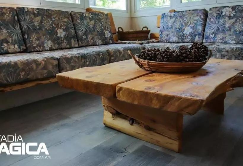 Retkeilymaja Posada Los Cipreses