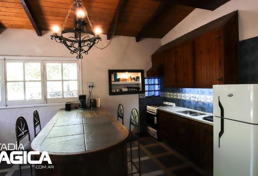 هاستل Posada Los Cipreses