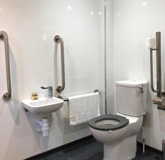 تختخواب و صبحانه Penbont House