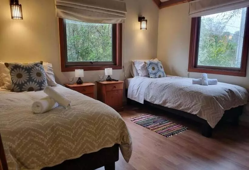 Hostel Torobayo