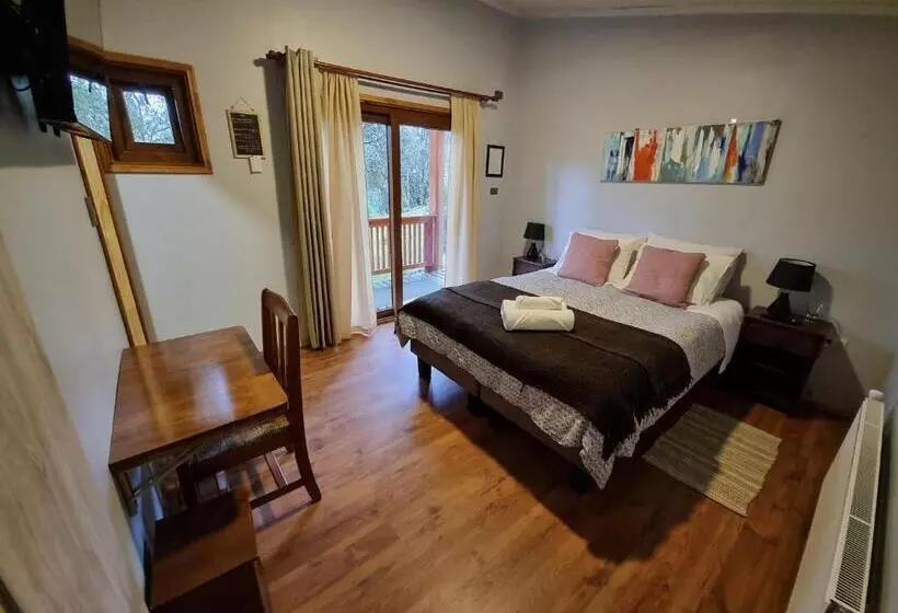 Hostel Torobayo