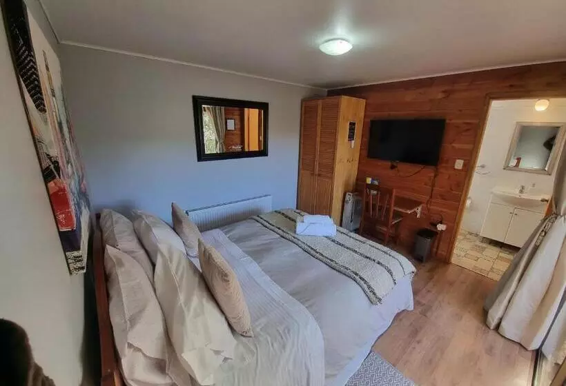 Hostel Torobayo