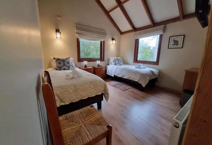 Hostel Torobayo