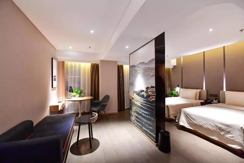 Hotel Atour
