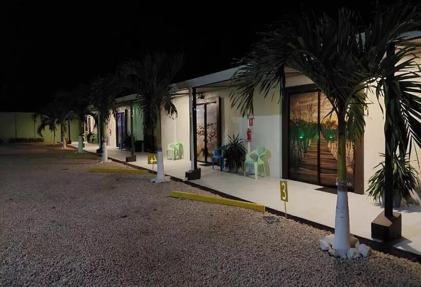 Hotelli Carlota Tamarindo