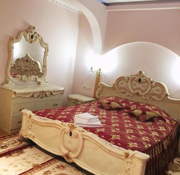 فندق петрос Family