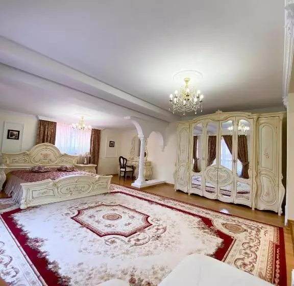 Hotelli петрос Family