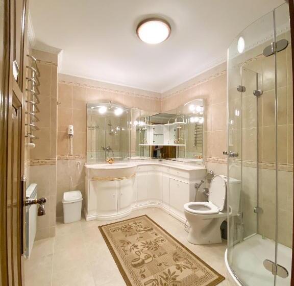 فندق петрос Family