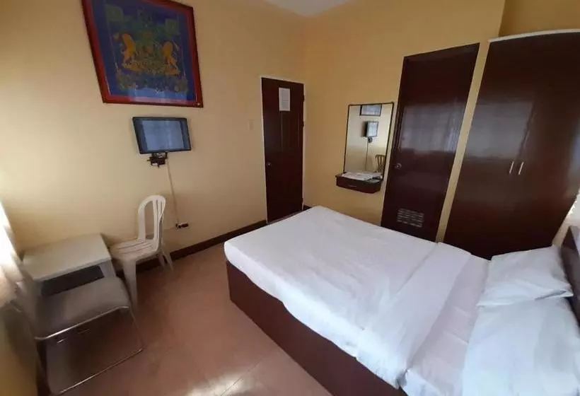 ホテル Oyo 254 Arrozal Pension House