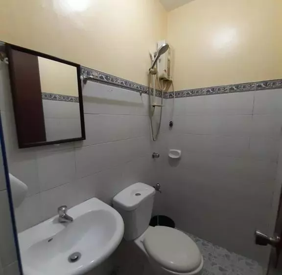 ホテル Oyo 254 Arrozal Pension House