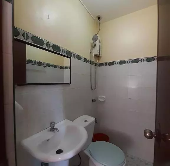 ホテル Oyo 254 Arrozal Pension House