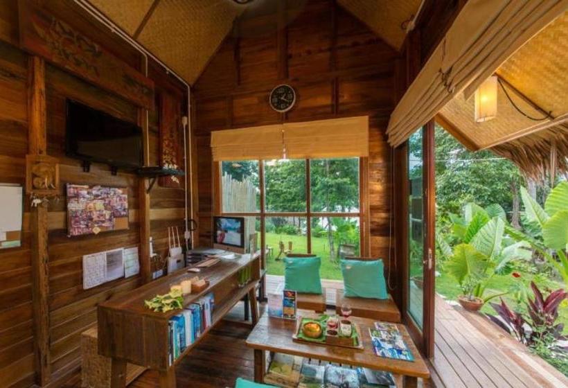 Szálloda Sawan Sunset Resort