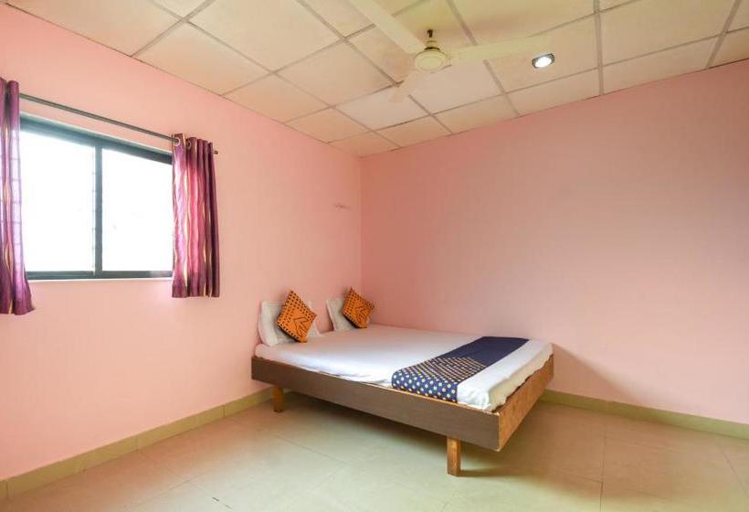 Hotel Spot On 65135  Suvarna Samrat Lodge