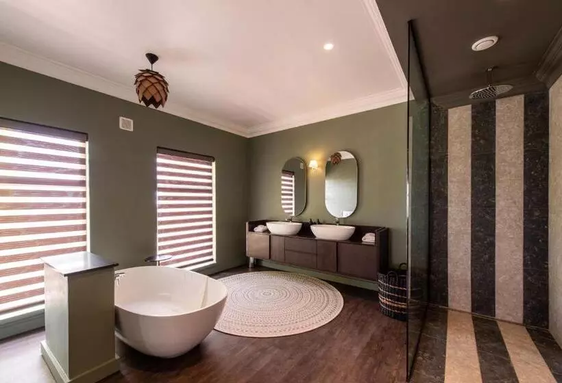 Hotelli The Feather Hill Boutique