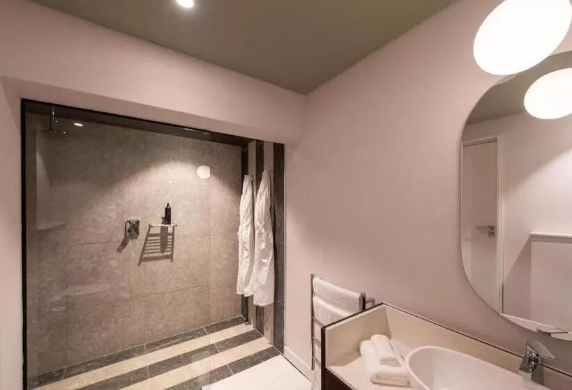 Hotelli The Feather Hill Boutique