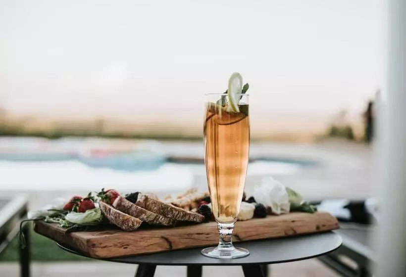 Hotelli The Feather Hill Boutique