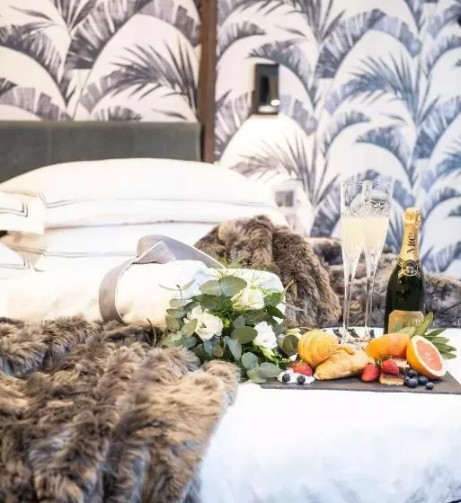 Hotelli The Feather Hill Boutique