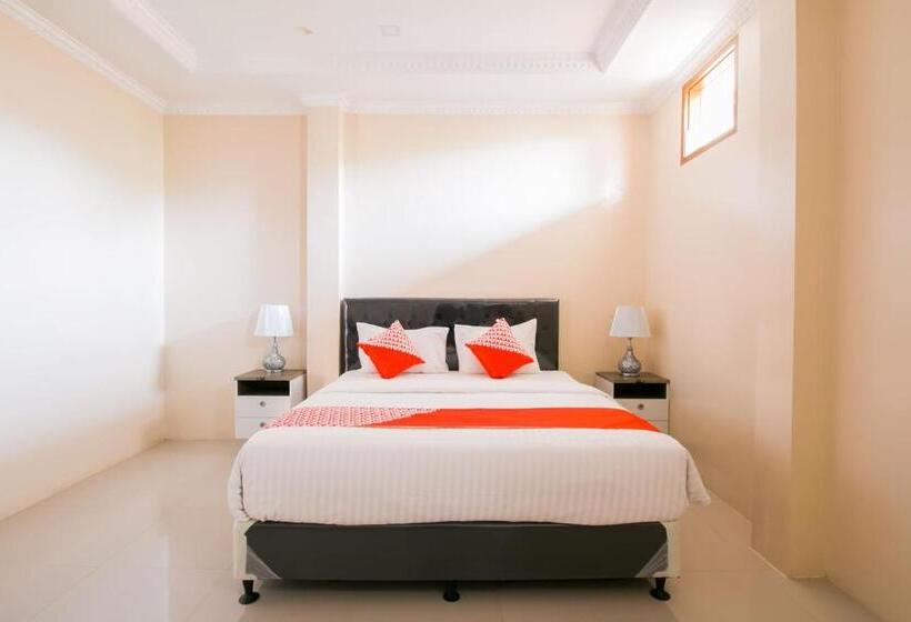 Oyo 1667 Edotel Smkn 1 Pacet