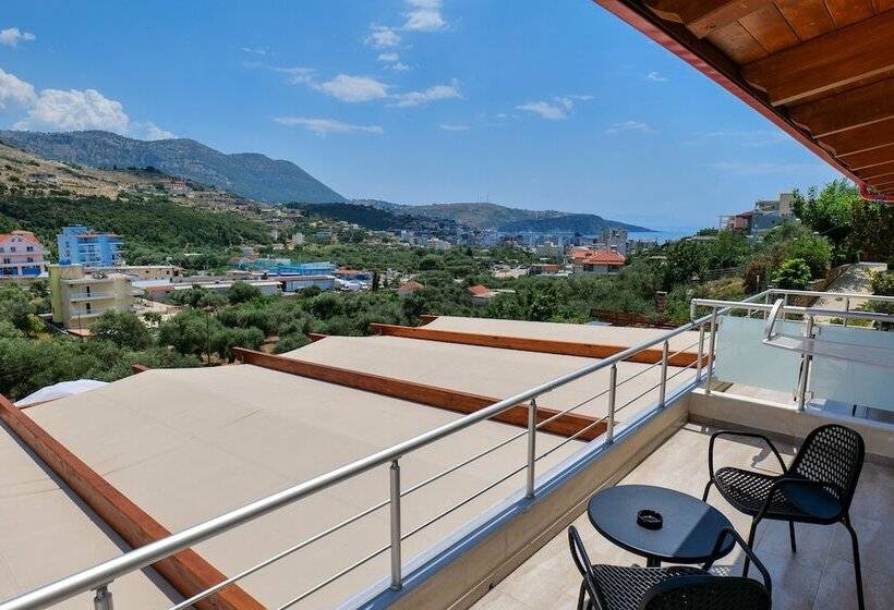 住宿加早餐  Royal 1967