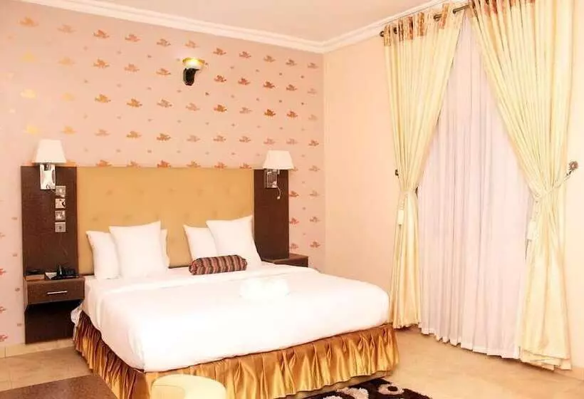 C Ron Hotels And Suites