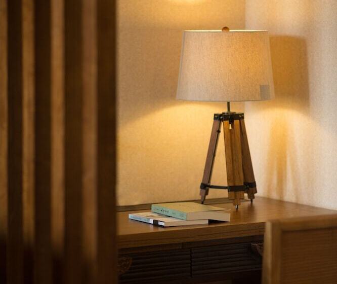 هتل Dali Valley Resort