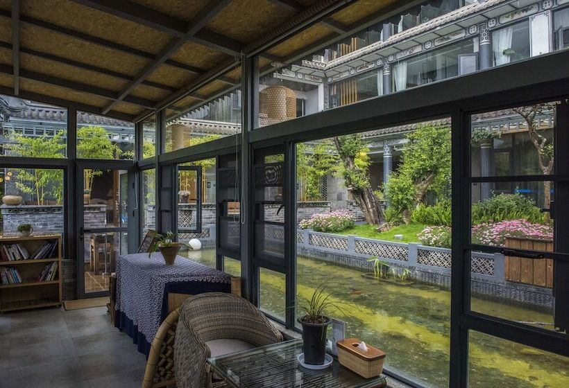 هتل Dali Valley Resort