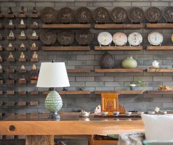 هتل Dali Valley Resort