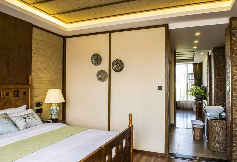 هتل Dali Valley Resort