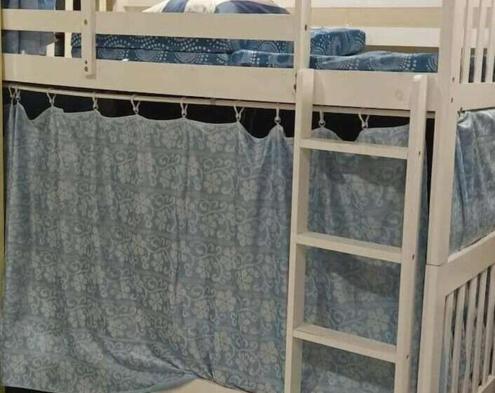 هتل Home4all  Hostel