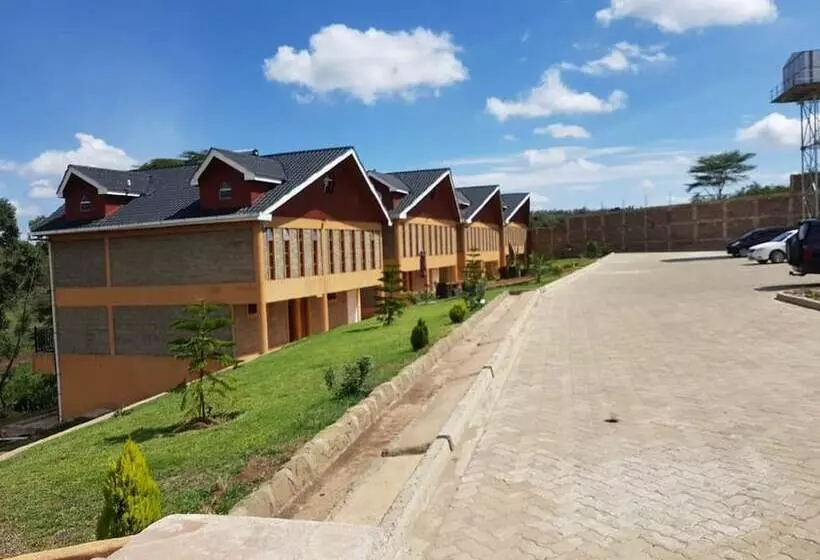 هتل Esikar Gardens