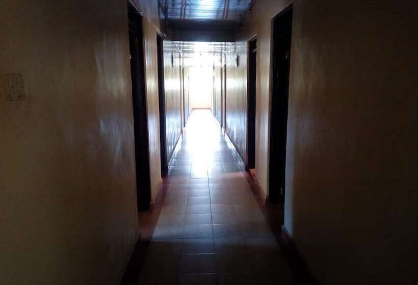 هتل Esikar Gardens