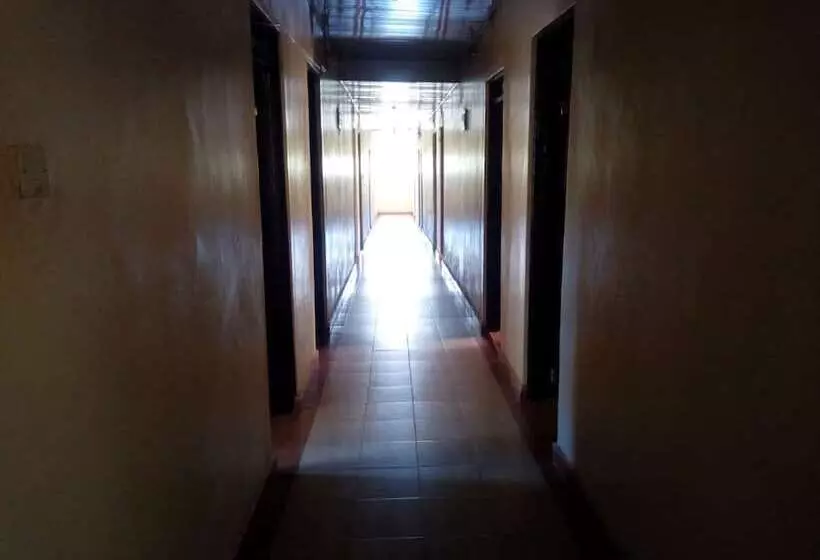 هتل Esikar Gardens