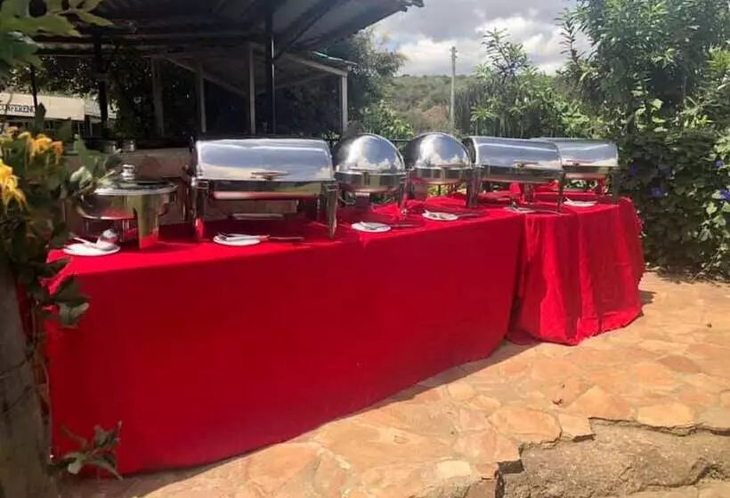 هتل Esikar Gardens