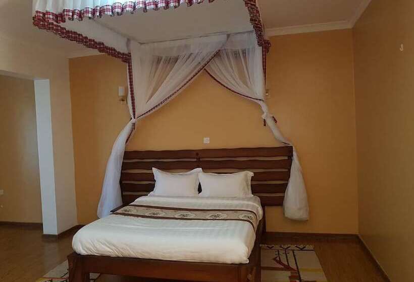 هتل Esikar Gardens