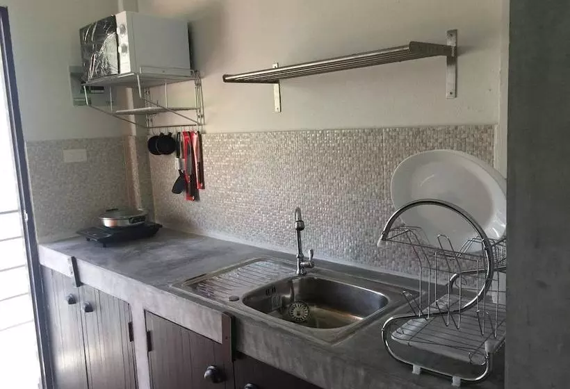 Majatalo Dr.banana's House