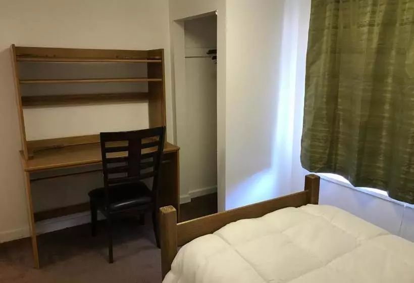 پانسیون Udguesthouse