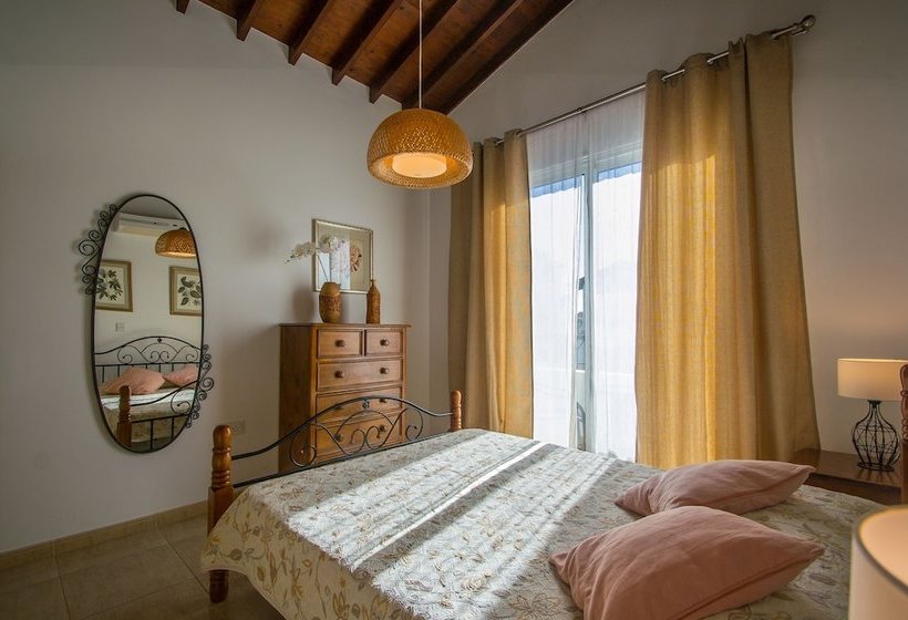 Orcadia Holiday Villa