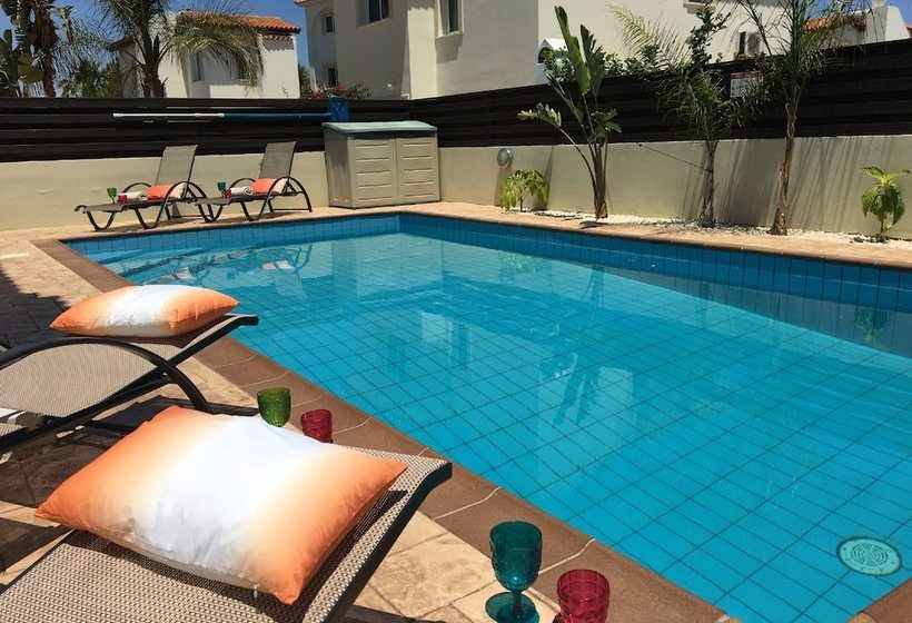 Orcadia Holiday Villa