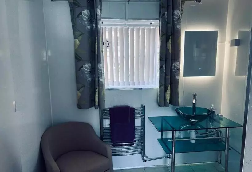 Aamiaismajoitus (B&B) The Mallards